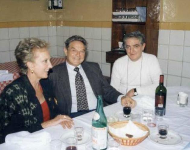 Trattoria Coco Lezzone trattoria-coco-lezzone-gallery-personaggi-famosi-38.jpg